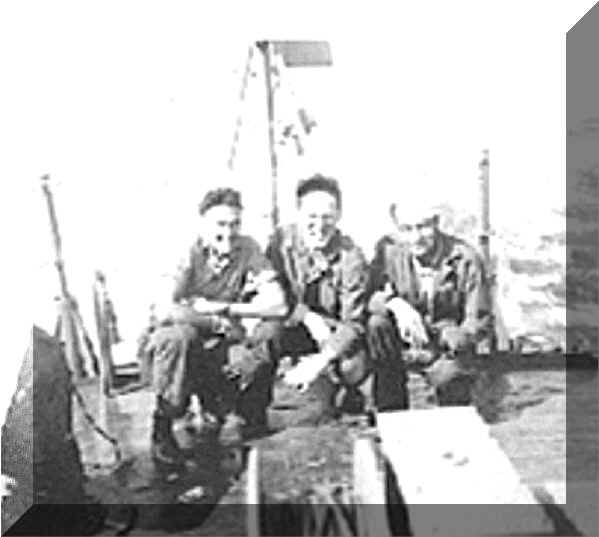 1945 PICTURE 3.jpg (55464 bytes)